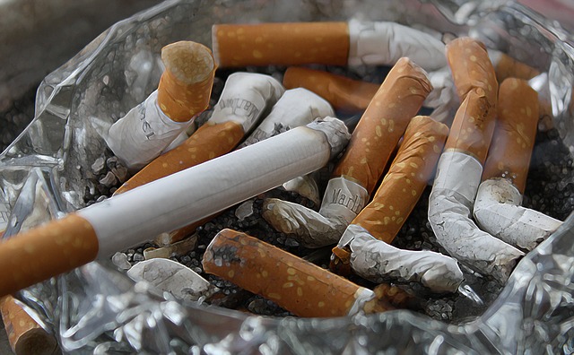 cigarette photo ash tray