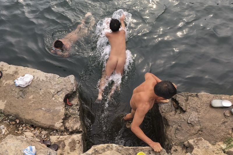 China nudism nudity swimming Beijing