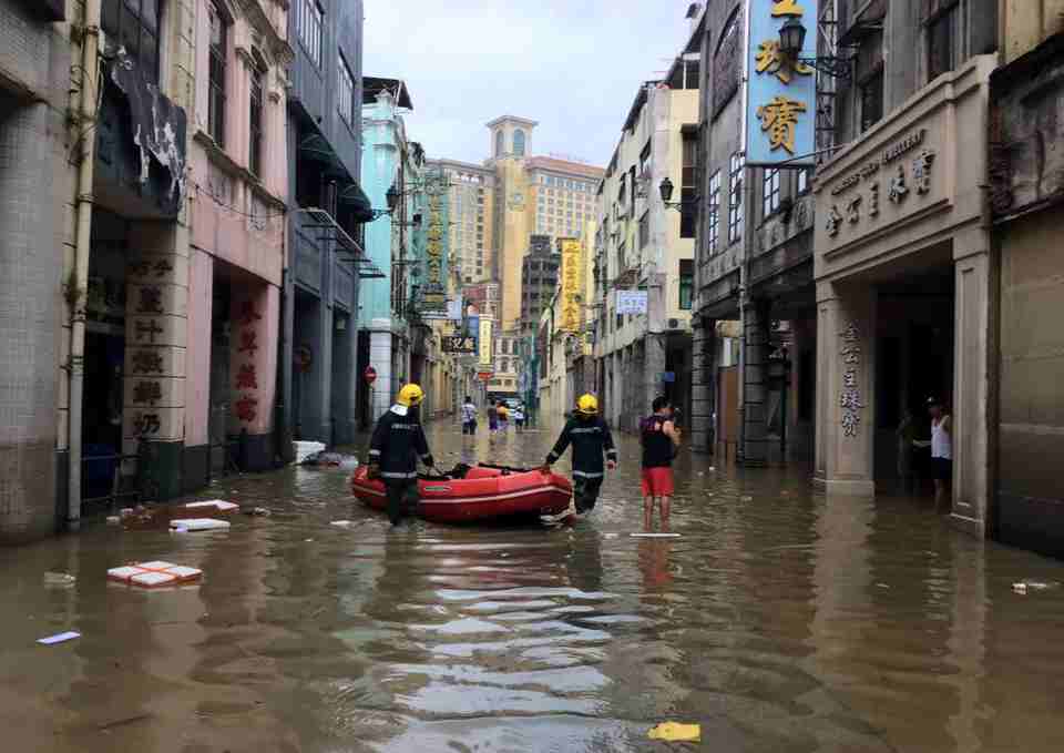 macau flood typhoon hato