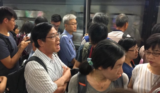 admiralty station protest july 24