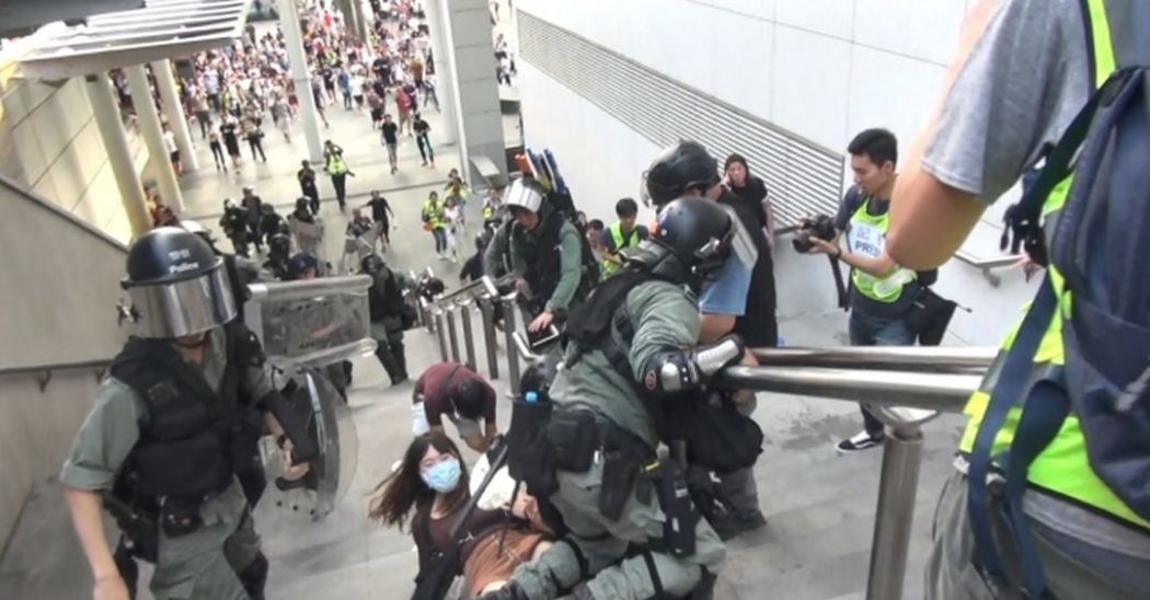 tung chung riot police arrest september 7