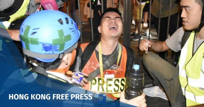 HKJA journalists press protests police