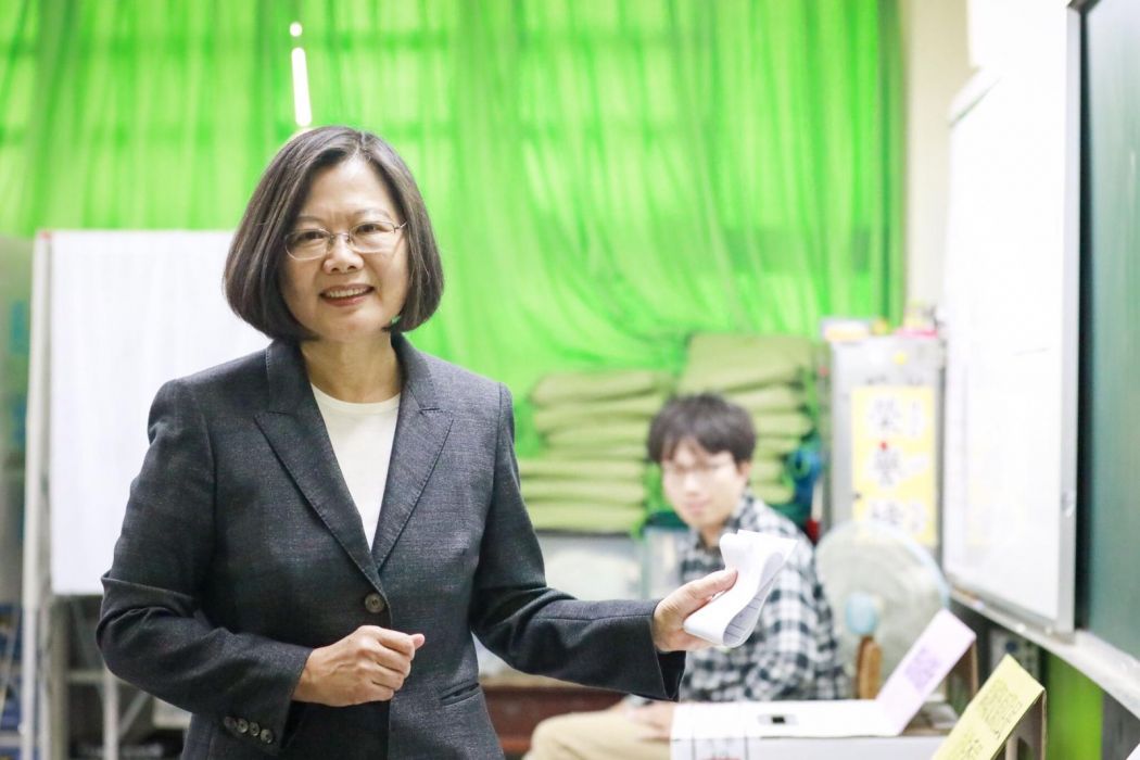 Hsiulang Elementary School Tsai Ing-wen casts vote Taiwan president election January 11