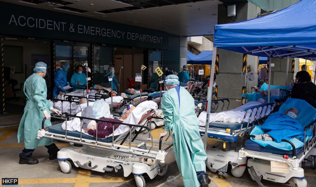 medic medical doctor A&E emergency ER caritas covid covid-19 queue