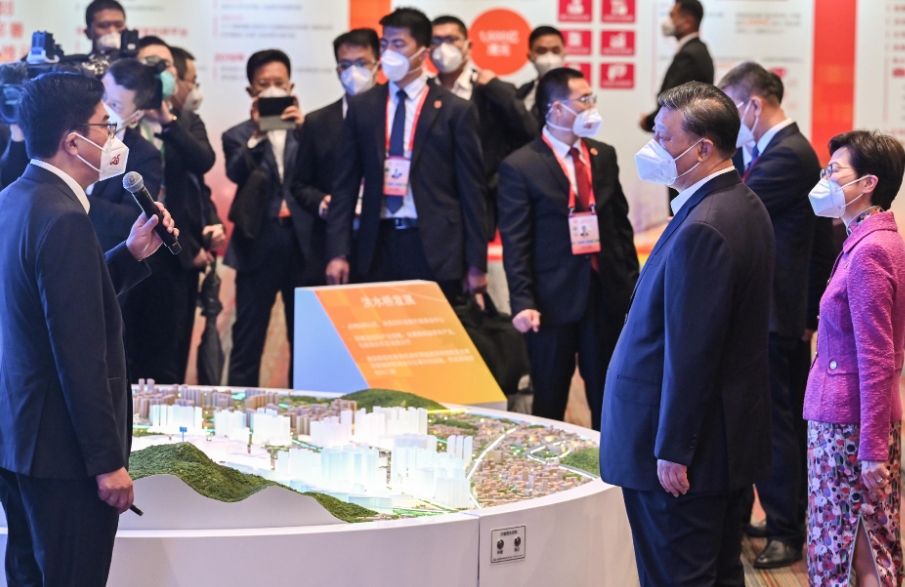 Xi Jinping visited the Hong Kong Science Park 