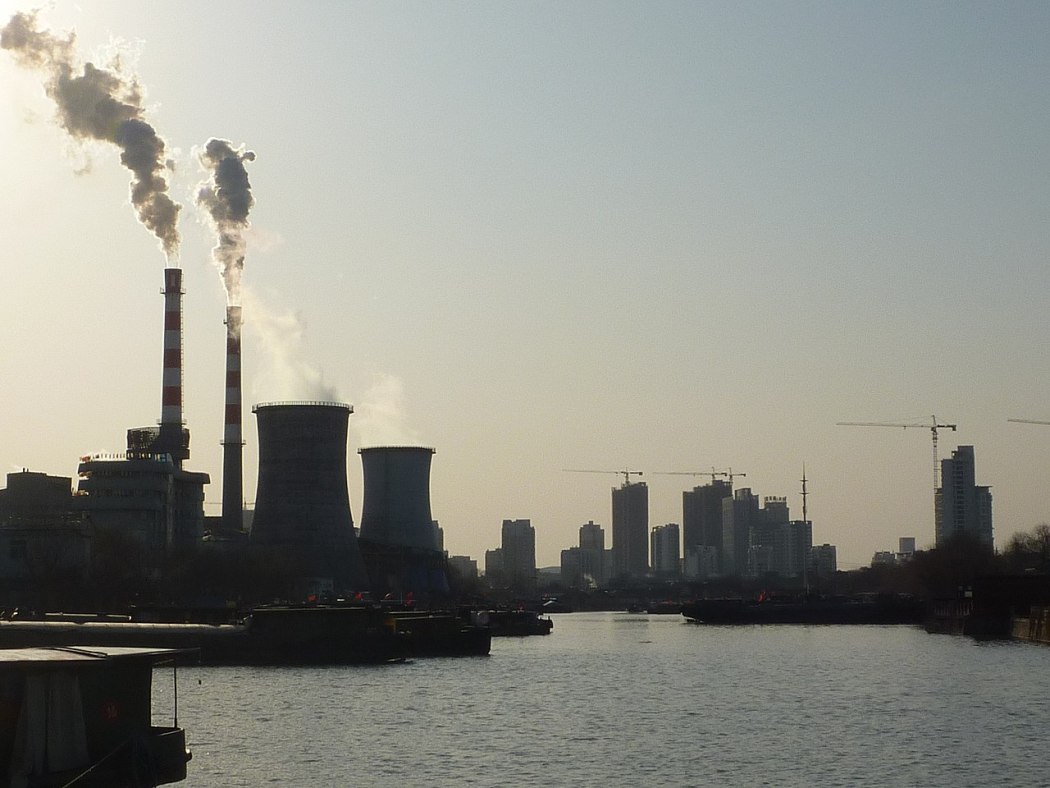 Yangzhou coal plant in China. File photo: Wikicommons. 