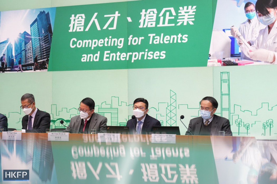 Hong Kong Govt press meeting on competing for talents