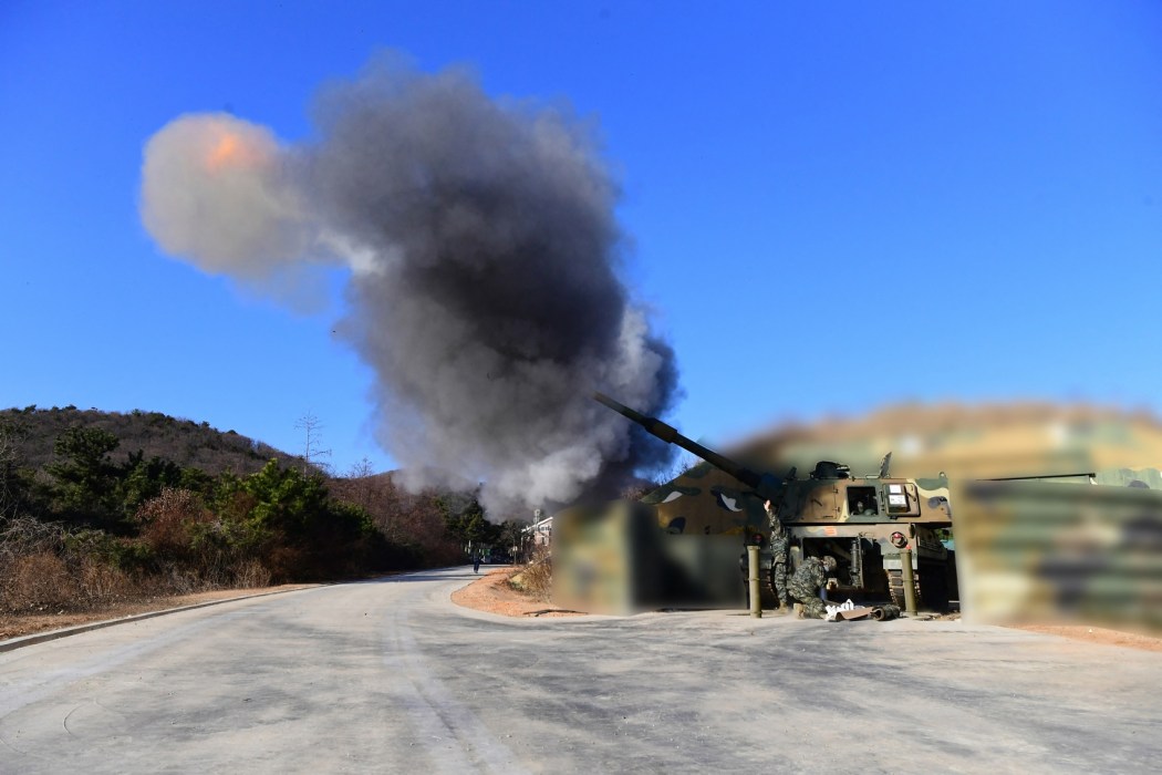 South Korea's K9 155mm self-propelled howitzer fires during a live-fire exercise at a base on Baengnyeong island in the disputed waters of the Yellow Sea after North Korea fired an artillery barrage on January 5, 2024. Photo: Handout/South Korean Defence Ministry/AFP.